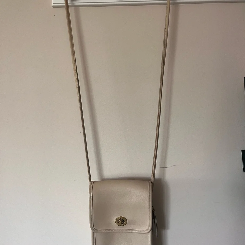 COACH VINTAGE BAG 9893 - Picture 2 of 7